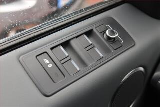 BMW Řada 1 (2017) 120d, Automat, Navi, Tempomat - náhled 16