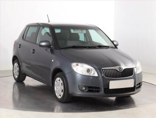 koda Fabia 1.2 12V, nov STK, rezervace