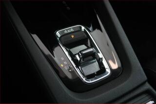 Ford Kuga (2013) Titanium 2.0 TDCi, 4X4 - náhled 11