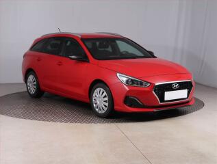 Hyundai i30 Go! 1.4 T-GDI, Serv.kniha