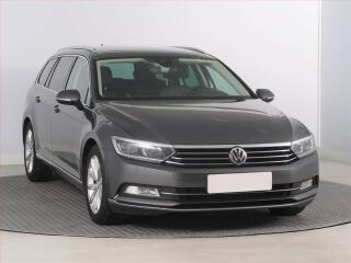 Volkswagen Passat Highline 2.0 TDI, Serv.kniha