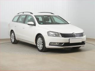 Volkswagen Passat 2.0 TDI, Xenony, Tempomat
