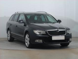 Volkswagen Passat 2.0 TDI, Serv.kniha, Navi