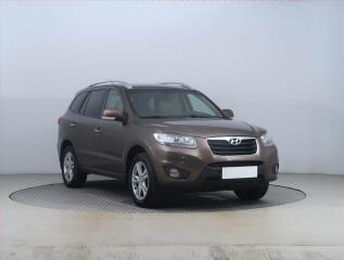 Hyundai Santa Fe 2.2 CRDi, 4X4, 7�m�st, Xenony