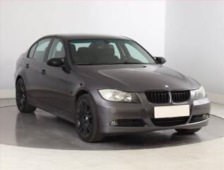 BMW 320 i, Serv.kniha, po STK