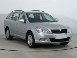 �koda Octavia 2.0 TDI, Automat, nov� STK