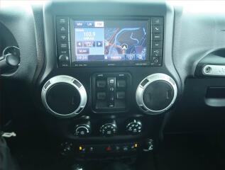 Peugeot 308 (2013) Active 1.6 HDi, po STK - náhled 12