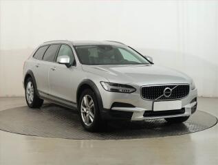 Volvo V90 Cross Country