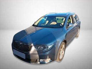 �koda Superb 2.0 TDI, 4X4, Navi, Xenony