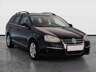 Volkswagen Golf 1.6, po STK, zamluveno