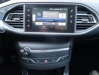 Peugeot 308 (2015) Allure 2.0 BlueHDi, Navi - náhled 12