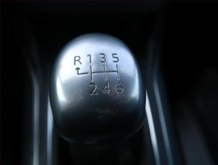 Peugeot 308 (2015) Allure 2.0 BlueHDi, Navi - náhled 16