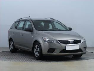 Kia Ceed 1.4 CVVT, po STK, Tan