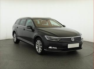 Volkswagen Passat Highline 2.0 TDI, Ke, Navi