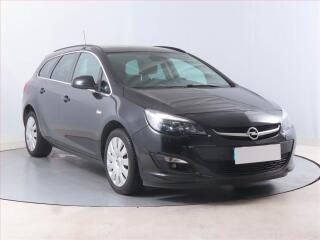 Opel Astra 1.4 T, Tempomat, Park.�senzory