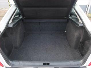 Opel Zafira (2017) 1.6 CDTI, Navi, Tempomat - náhled 13