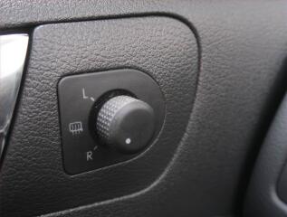 Opel Zafira (2017) 1.6 CDTI, Navi, Tempomat - náhled 16