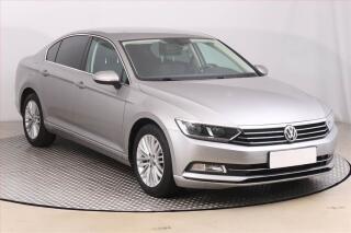 Volkswagen Passat Highline 2.0 TDI, Serv.kniha