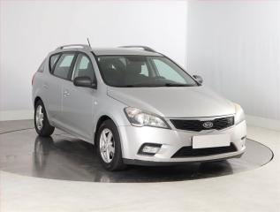 Kia Ceed 1.4 CVVT, Klima, udrovan