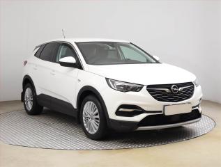 Opel Grandland X Innovation 1.2 Turbo, Automat