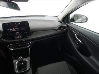 Opel Grandland X (2018) Innovation 1.2 Turbo, Automat - náhled 8