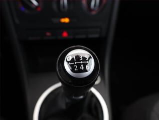 Opel Grandland X (2018) Innovation 1.2 Turbo, Automat - náhled 17