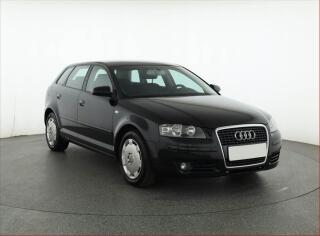 Audi A3 1.6 FSI, nov� STK, udr�ovan�