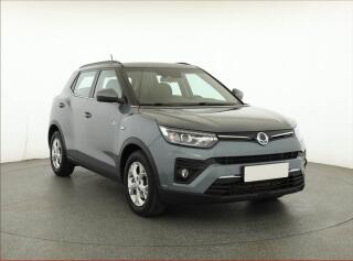 SsangYong Tivoli 1.5 T-GDI, Automat, �R,1.maj