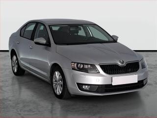 �koda Octavia 1.6 TDI, Xenony, Tempomat