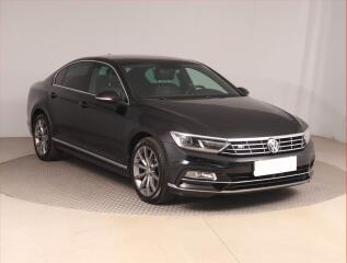 Volkswagen Passat R-Line 1.5 TSI