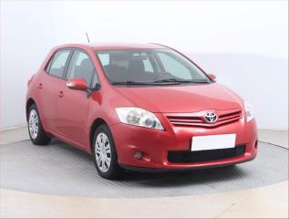 Toyota Auris Start 1.6 Valvematic, po STK