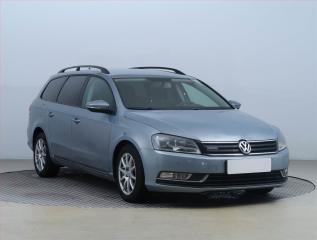 Volkswagen Passat 1.6 TDI, Navi, Tempomat