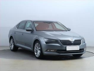 koda Superb Style Plus 1.4 TSI, Ke, Navi