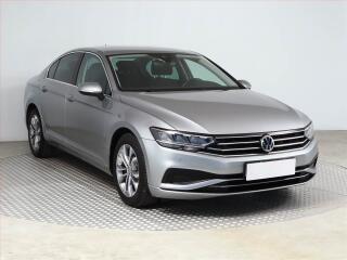 Volkswagen Passat 1.5 TSI, Tempomat