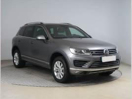 Volkswagen Touareg R-Line 3.0 TDI, CZ, R-LINE