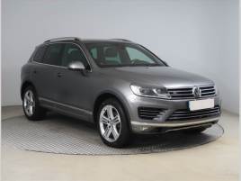 Volkswagen Touareg R-Line 3.0 TDI, CZ, R-LINE