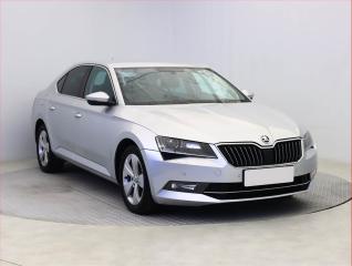 koda Superb Ambition 1.6 TDI, Bi-Xenony
