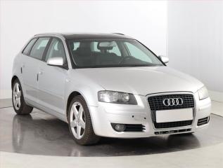 Audi A3 S-Line 1.6 FSI, po STK