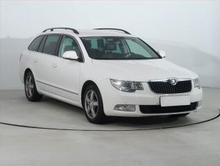 �koda Superb Exclusive 2.0 TDI, Navi