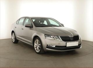 �koda Octavia 1.6 TDI, Automat, Serv.kniha