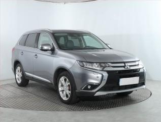 Mitsubishi Outlander Instyle 2.2 DI-D, 7mst