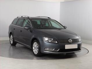 Volkswagen Passat Comfortline 1.6 TDI, Navi