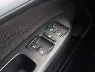 Mercedes-Benz CLS (2015) 250 BlueTEC 4MATIC, 4X4 - náhled 15