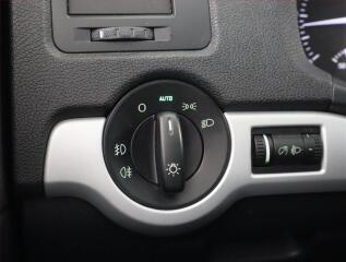 Mercedes-Benz CLS (2015) 250 BlueTEC 4MATIC, 4X4 - náhled 16