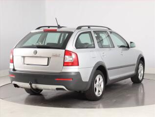 Mercedes-Benz CLS (2015) 250 BlueTEC 4MATIC, 4X4 - náhled 5