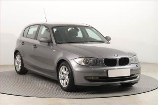 BMW 116i, Xenony, Vyh.sedaek