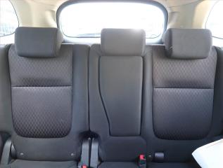 Mitsubishi Outlander (2014) 2.2 DI-D, 4X4, Serv.kniha - náhled 10