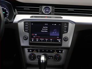 Hyundai i40 (2013) 1.7 CRDi, Serv.kniha, Xenony - náhled 12