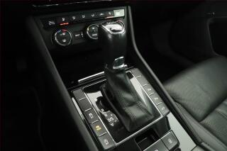 Ford Galaxy (2018) 2.0 TDCi, 7 míst, Navi - náhled 14