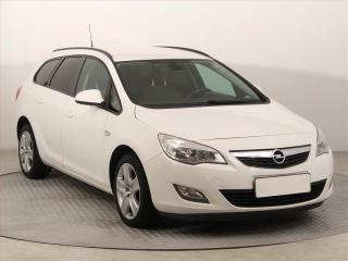 Opel Astra 1.4 T, Serv.kniha, Tempomat